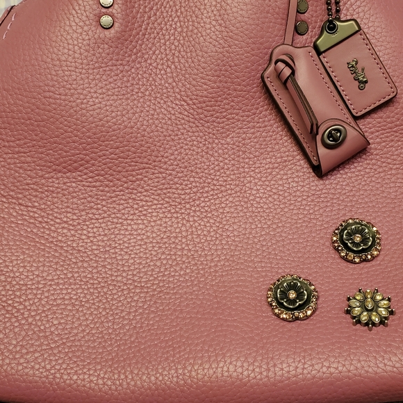 COACH 1941 Rogue Primrose Customized, Used 1 X, Excellent Condition - Picture 12 of 12